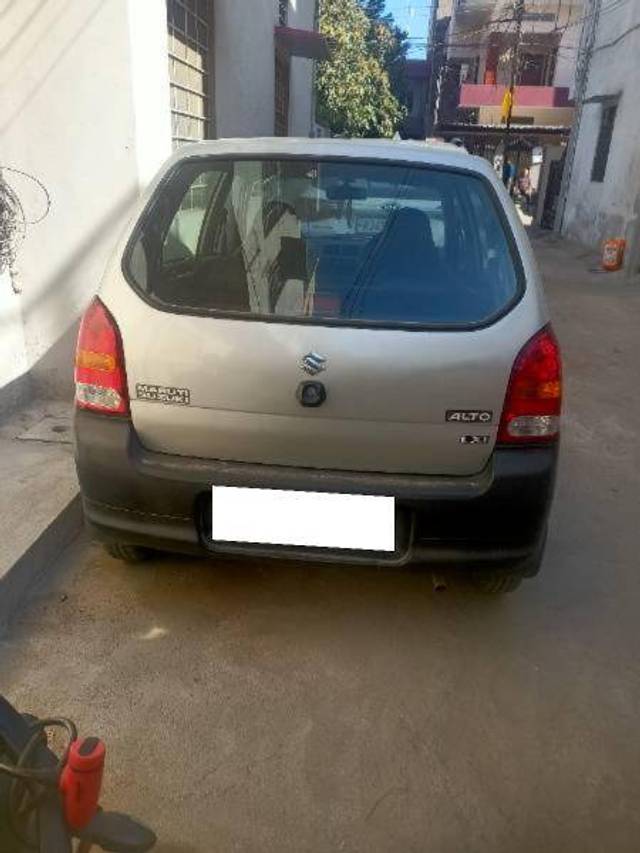 https://images10.gaadi.com/usedcar_image/4399542/original/45c90e483b26e91f7aedd21997a1f03a.jpg?imwidth=6402