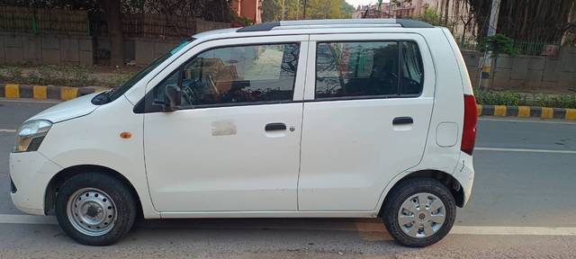 https://images10.gaadi.com/usedcar_image/4399674/original/9d7e42052a657394d976929d1a306686.jpg?imwidth=6401