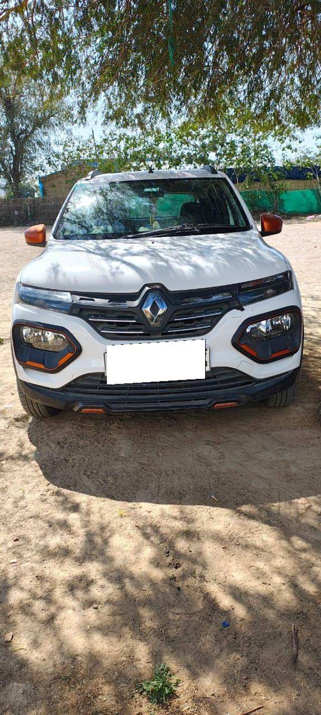 https://images10.gaadi.com/usedcar_image/4399676/original/a9a7d7f1f14d1f8c05441fd7d9393b86.jpg?imwidth=6400