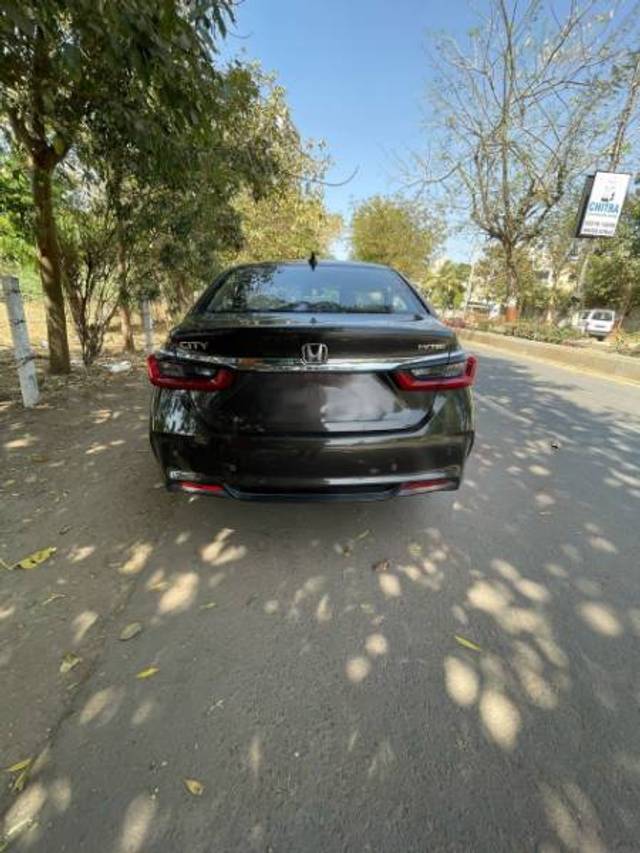https://images10.gaadi.com/usedcar_image/4399789/original/0522badecc92aed42fb7fe9db1cccaae.jpg?imwidth=6400