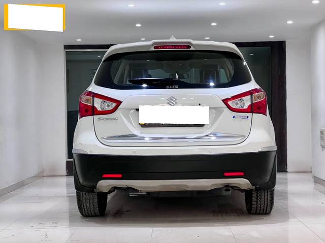 https://images10.gaadi.com/usedcar_image/4399805/original/processed_67890f778646d10fa5234ae6f5c58ac3.jpeg?imwidth=6401