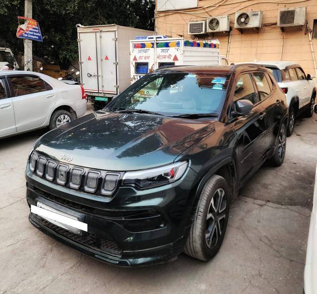 https://images10.gaadi.com/usedcar_image/4399822/original/b8fb36d3916c0a24b49788b1195e71b1.jpg?imwidth=6402