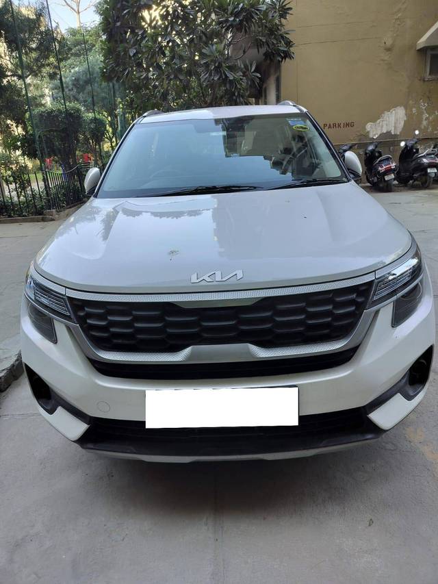 https://images10.gaadi.com/usedcar_image/4399894/original/246ecd6974d31ae22bb7c480c84c0202.jpg?imwidth=6400