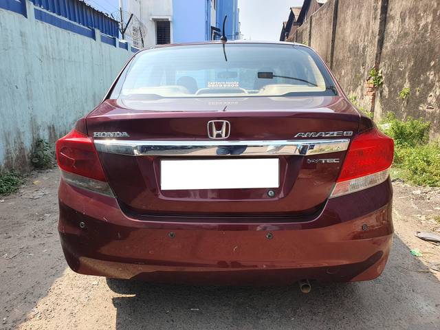 https://images10.gaadi.com/usedcar_image/4399896/original/processed_e77c81479c9afc08330162a3815c8883.jpg?imwidth=6402