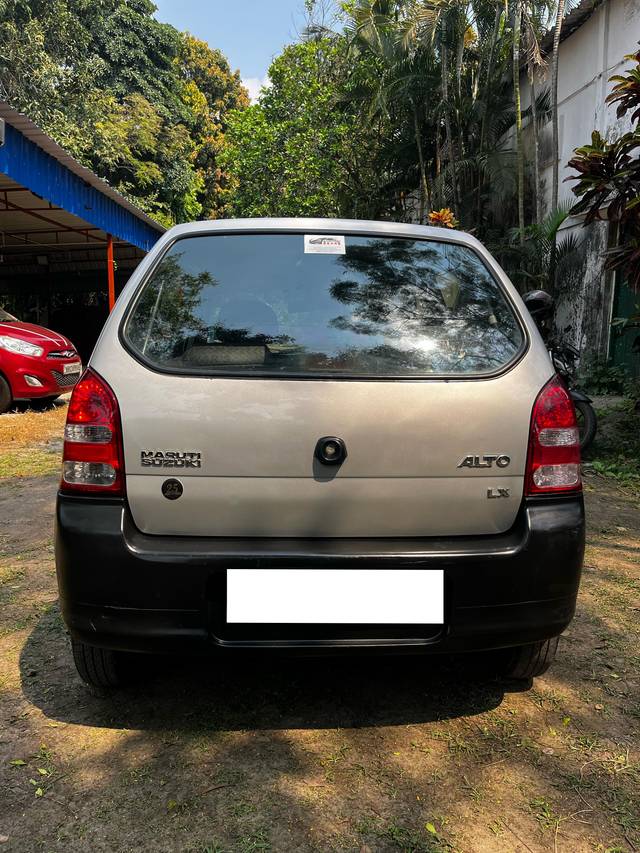 https://images10.gaadi.com/usedcar_image/4400005/original/processed_b13b6c76ca3f9a1297fd418bb07c7b30.jpg?imwidth=6402