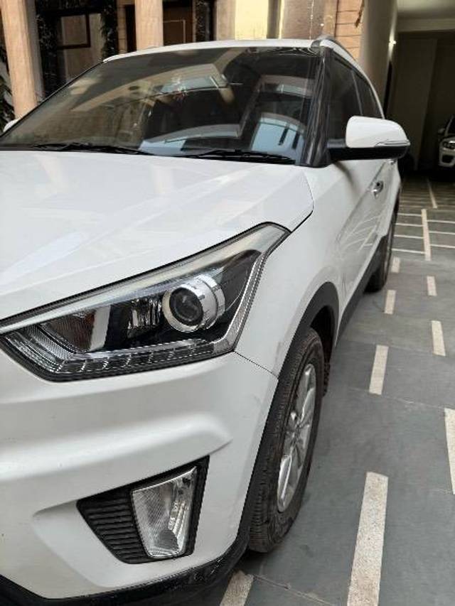 https://images10.gaadi.com/usedcar_image/4400332/original/b9544ede3e64b2f5150b37a843fb7193.jpeg?imwidth=6400