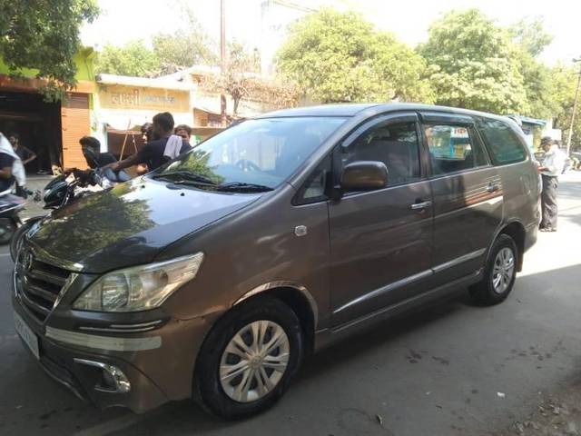 https://images10.gaadi.com/usedcar_image/4400346/original/processed_554c2dc9-97cb-4865-99c2-4c6f02987446.jpg?imwidth=6400