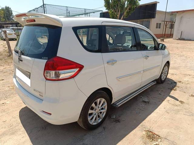 https://images10.gaadi.com/usedcar_image/4400367/original/processed_084a819b1658966dc017251faa362b03.jpg?imwidth=6402