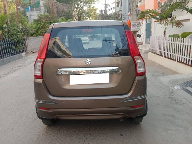 https://images10.gaadi.com/usedcar_image/4400409/original/processed_be92330881f95c47edbd5744ae0293ba.jpg?imwidth=6401