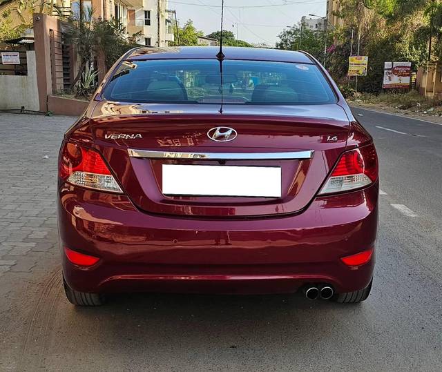 https://images10.gaadi.com/usedcar_image/4400507/original/processed_fb37e5e065866194f3c49ce3b7db65dd.jpg?imwidth=6401