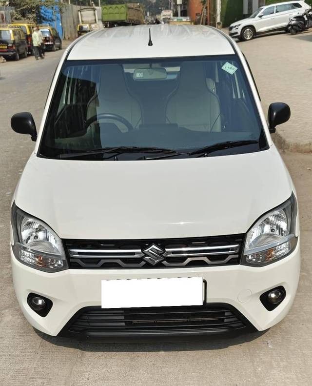 https://images10.gaadi.com/usedcar_image/4400547/original/processed_604390320b155eb9ead829e5fc2e67c2.jpeg?imwidth=6402