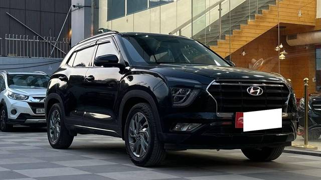 https://images10.gaadi.com/usedcar_image/4400624/original/processed_932afbdee252f22bff61e55581ee35cb.jpg?imwidth=6400