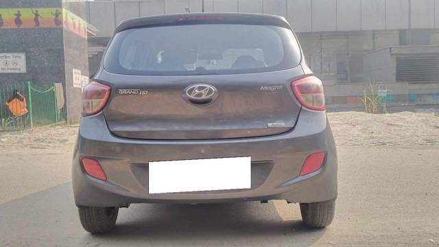 https://images10.gaadi.com/usedcar_image/4400643/original/processed_eb08e03b982f6980141561b802762577.jpg?imwidth=6402