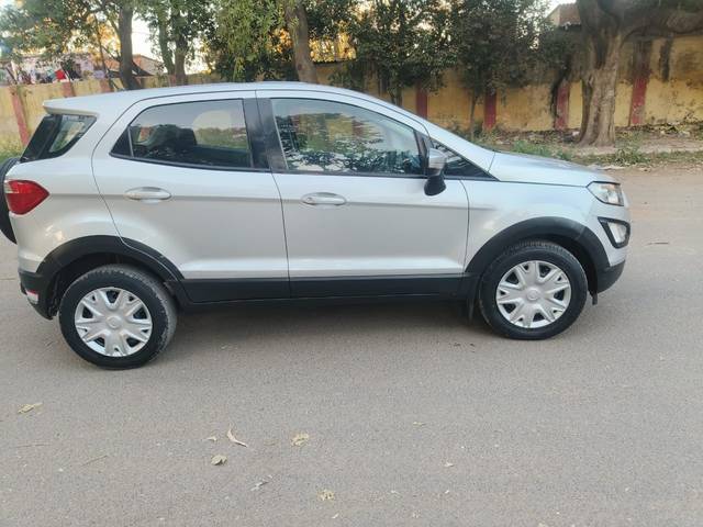 https://images10.gaadi.com/usedcar_image/4400667/original/86f73c753fdd16ab8539ab27b72d9bc5.jpg?imwidth=6401