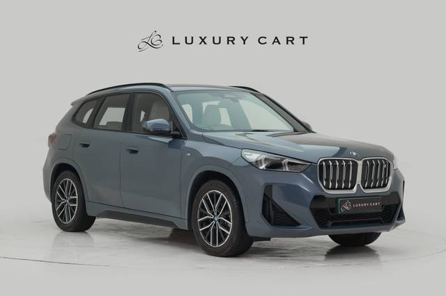 https://images10.gaadi.com/usedcar_image/4400749/original/processed_e6a782324621b872e3220163c2076171.jpg?imwidth=6400