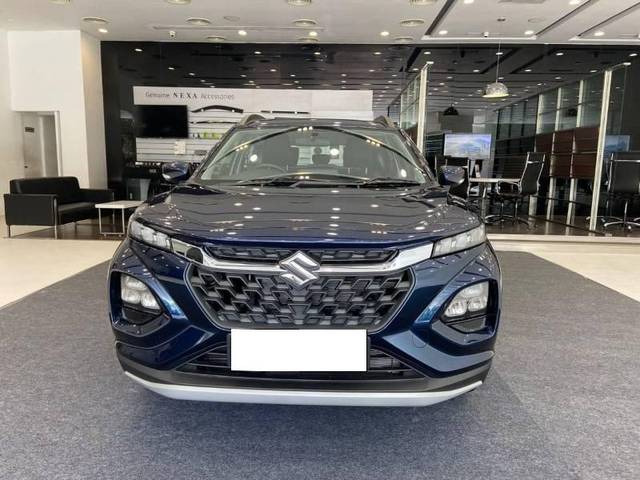 https://images10.gaadi.com/usedcar_image/4400808/original/processed_47c54276-e286-4180-b6f0-d6375f505a45.jpg?imwidth=6401