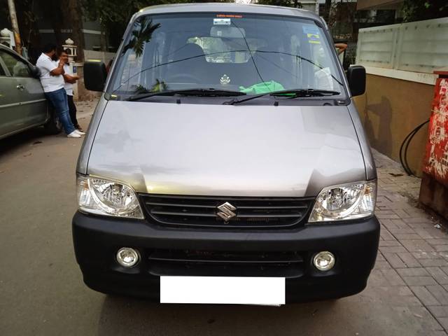 https://images10.gaadi.com/usedcar_image/4400854/original/processed_9fb4d32b06b28ef62a6da69f29291daf.jpg?imwidth=6402