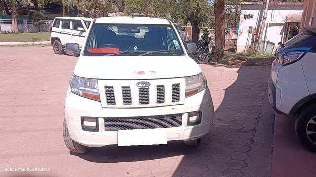 https://images10.gaadi.com/usedcar_image/4400881/original/processed_a7dc96ae-2a70-4d74-a2ab-5235b516d318.jpg?imwidth=6400