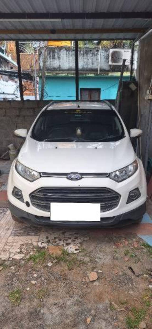 https://images10.gaadi.com/usedcar_image/4400932/original/processed_6f8d8e5e-0ad2-46d5-b119-d0ef29c34d82.jpg?imwidth=6400