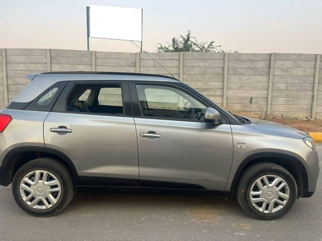 https://images10.gaadi.com/usedcar_image/4400942/original/processed_c8ec13d8fbf3fd0f5cf064772e3d0560.jpg?imwidth=6401