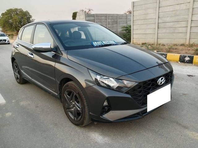 https://images10.gaadi.com/usedcar_image/4400945/original/processed_6c6320211e4909b92c207f58d416033c.jpg?imwidth=6400