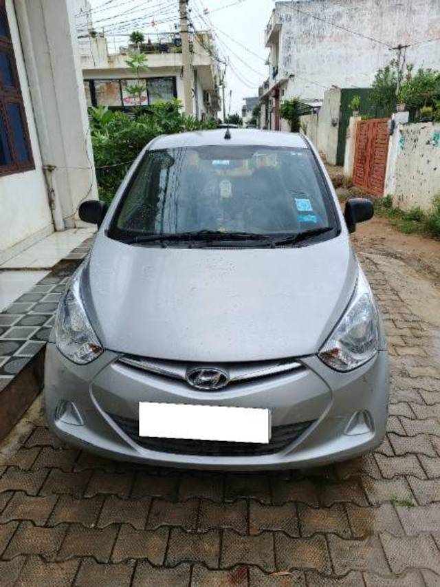 https://images10.gaadi.com/usedcar_image/4401186/original/f8a27750f8daa02e4e6706f100c4b45a.jpg?imwidth=6401