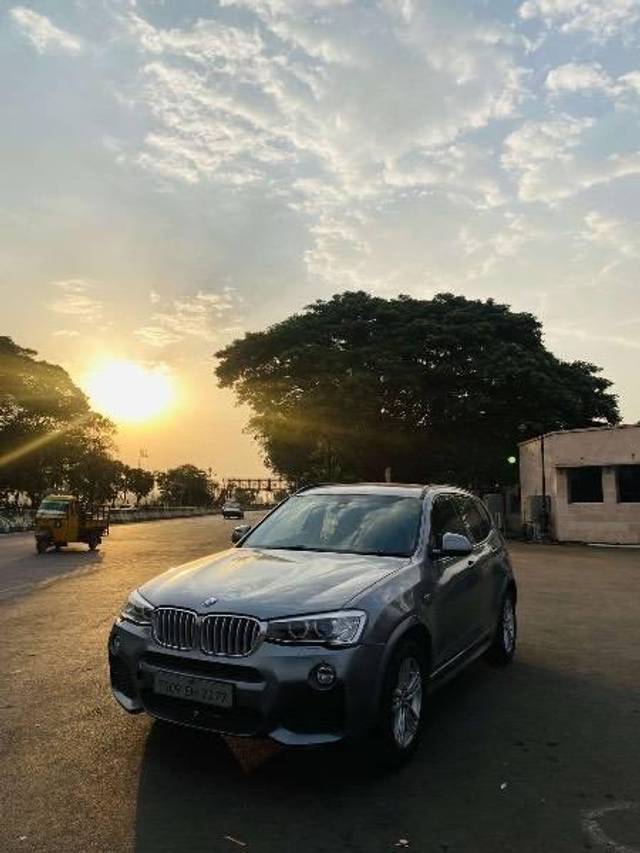 https://images10.gaadi.com/usedcar_image/4401263/original/processed_af9900d9-c0ce-4e63-98b2-2bb6102e5018.jpeg?imwidth=6402