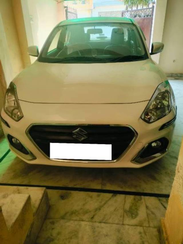 https://images10.gaadi.com/usedcar_image/4401305/original/processed_8c57c17a-da9c-4613-95ee-b0181ffd1bfe.jpg?imwidth=6400