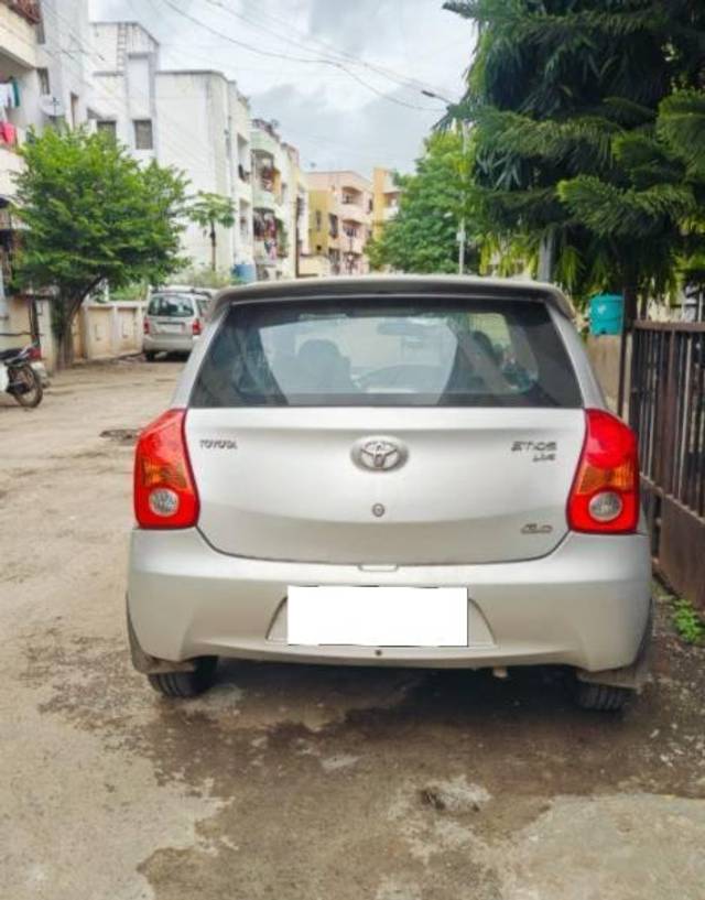 https://images10.gaadi.com/usedcar_image/4401372/original/processed_45f5fa4e-bdb8-438a-b289-d8d00da3aa16.jpg?imwidth=6401