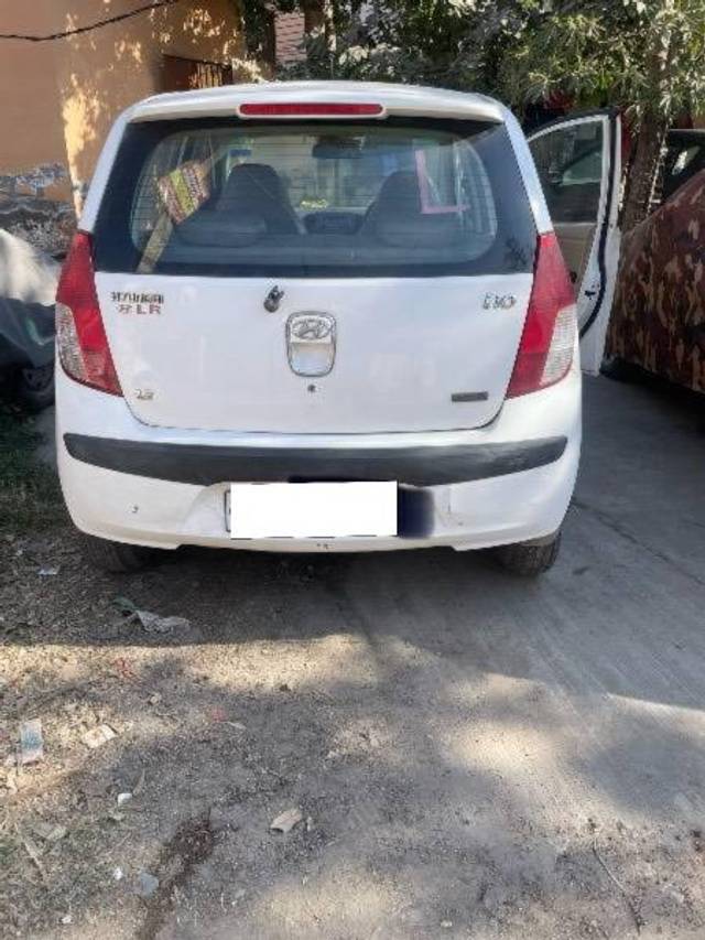 https://images10.gaadi.com/usedcar_image/4401383/original/processed_b5b0a17a-5700-4309-a7bd-309b2787e02e.jpeg?imwidth=6401