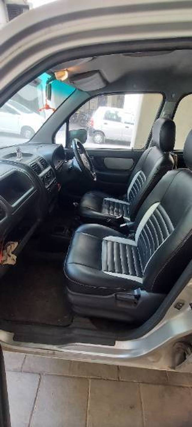 https://images10.gaadi.com/usedcar_image/4401510/original/8aab6eb4f727ce7a22df6e3c93ac2099.jpg?imwidth=6401