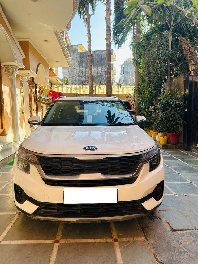 https://images10.gaadi.com/usedcar_image/4401533/original/a1d9f21e6c271c17a7f7af62c08e6b01.jpg?imwidth=6400