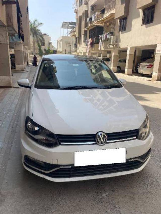 https://images10.gaadi.com/usedcar_image/4401547/original/212aae5803b63d74bdfb78ad5712c24e.jpeg?imwidth=6400