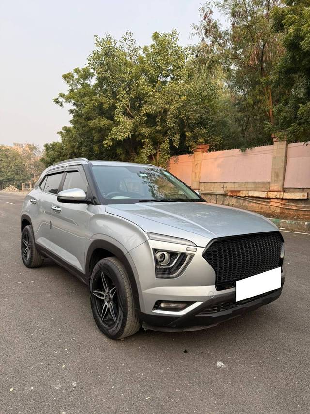 https://images10.gaadi.com/usedcar_image/4401595/original/processed_237a335f691ce9220e0d49f6fb30bb5c.jpg?imwidth=6400