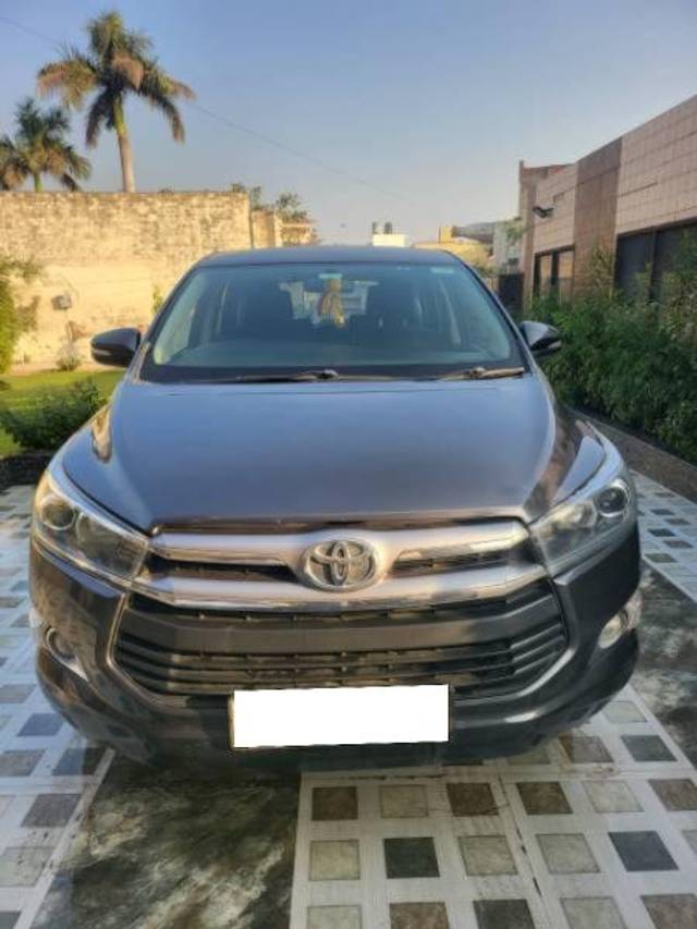 https://images10.gaadi.com/usedcar_image/4401628/original/processed_6243c8af-9ec6-44c8-a8ae-c0599a593587.jpg?imwidth=6400