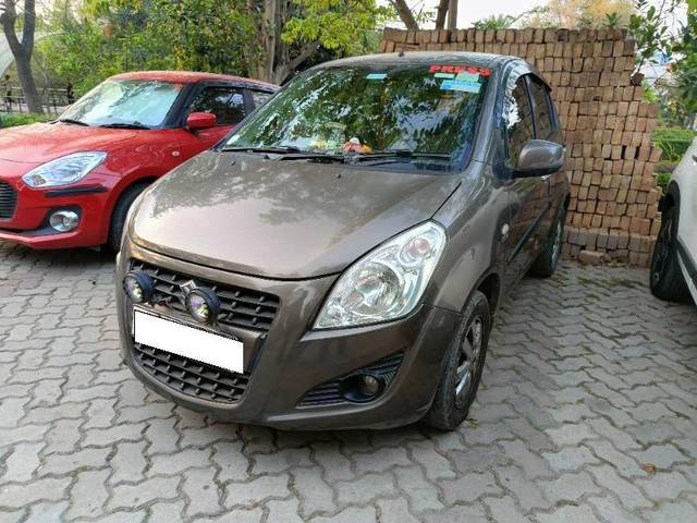 https://images10.gaadi.com/usedcar_image/4401645/original/a8a8b4c726f5ff1812a79a5af90303ab.jpg?imwidth=6402