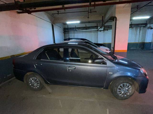 https://images10.gaadi.com/usedcar_image/4401662/original/4c9cb50ec3d65523fa8775fdd7fbd259.jpg?imwidth=6400