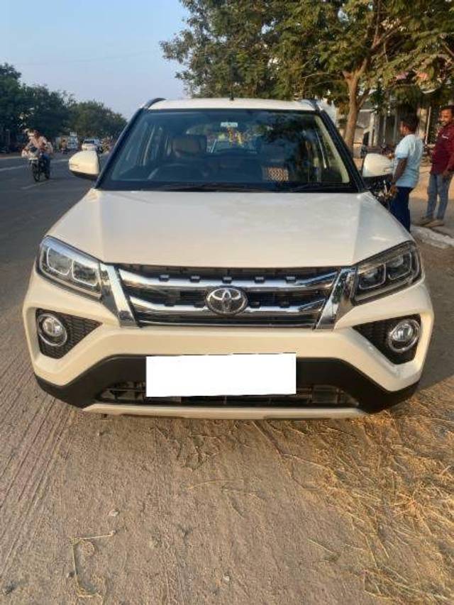 https://images10.gaadi.com/usedcar_image/4401701/original/22da2091d60d5d59e85343178cc792c6.jpg?imwidth=6402