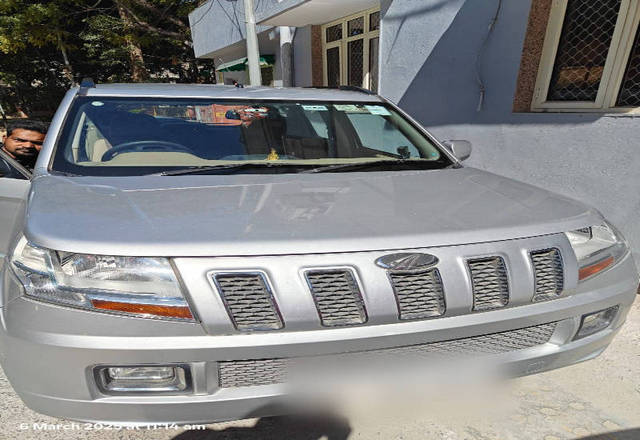https://images10.gaadi.com/usedcar_image/4401727/original/d8e86473c7f4e924004dbb71bf29be37.jpg?imwidth=6401