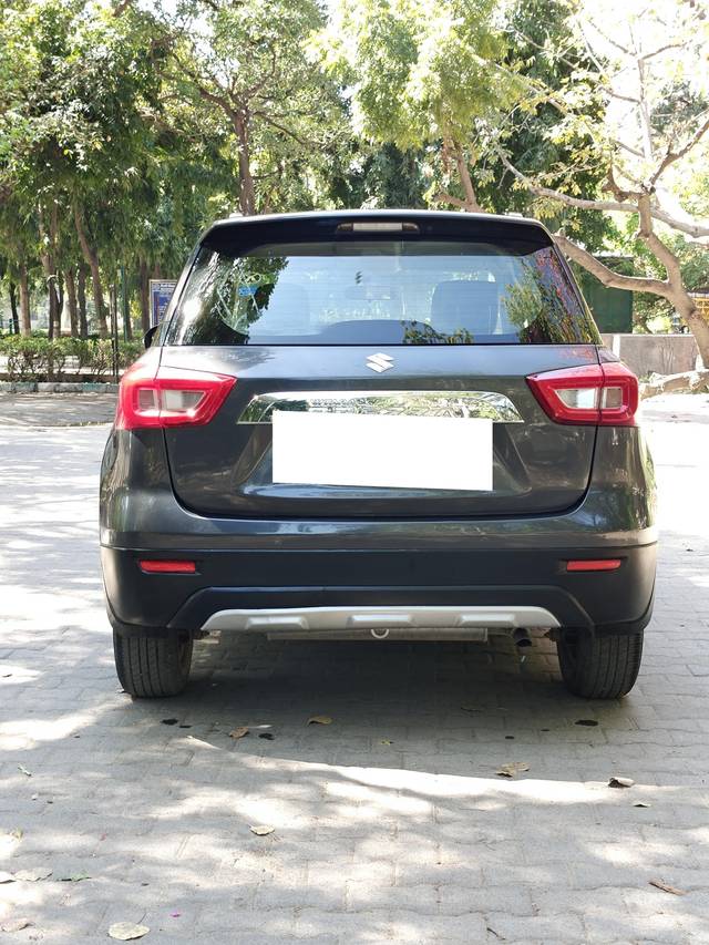 https://images10.gaadi.com/usedcar_image/4401754/original/processed_0b1bd9da11e72929b6c232297aeb8dbf.jpg?imwidth=6401