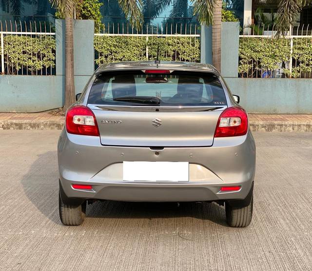 https://images10.gaadi.com/usedcar_image/4401759/original/processed_25ec7647ee6290757b52749bb17538d7.jpg?imwidth=6402