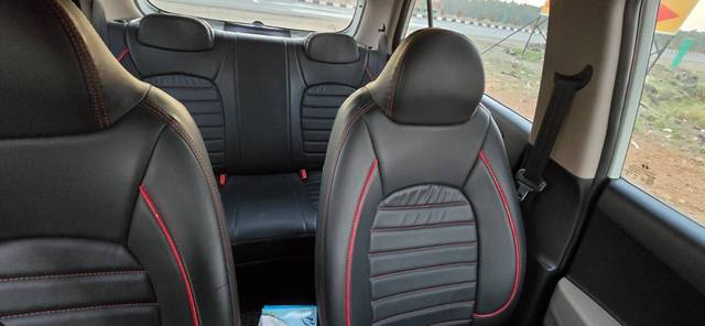 https://images10.gaadi.com/usedcar_image/4401788/original/57abe261795123877bd8a17d73cad777.jpg?imwidth=6402