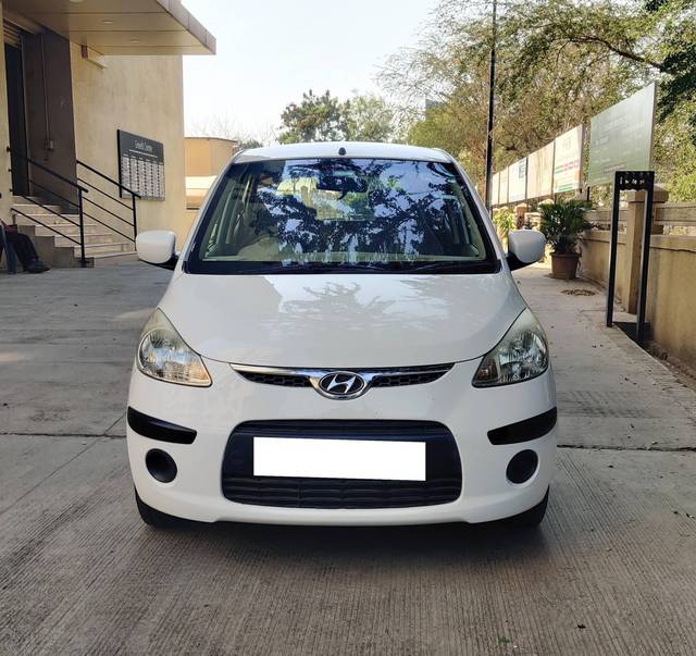 https://images10.gaadi.com/usedcar_image/4401805/original/processed_cf4ec112819e06a03029e3f676359d09.jpg?imwidth=6400