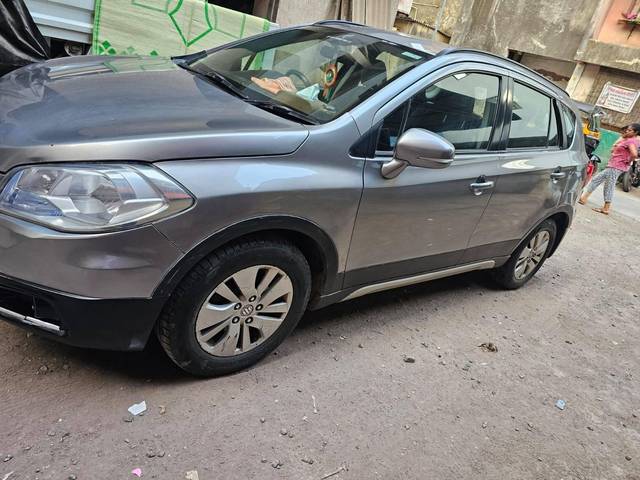 https://images10.gaadi.com/usedcar_image/4401810/original/processed_6eb7b46a665debee2dd1a62e5d18d186.jpg?imwidth=6400