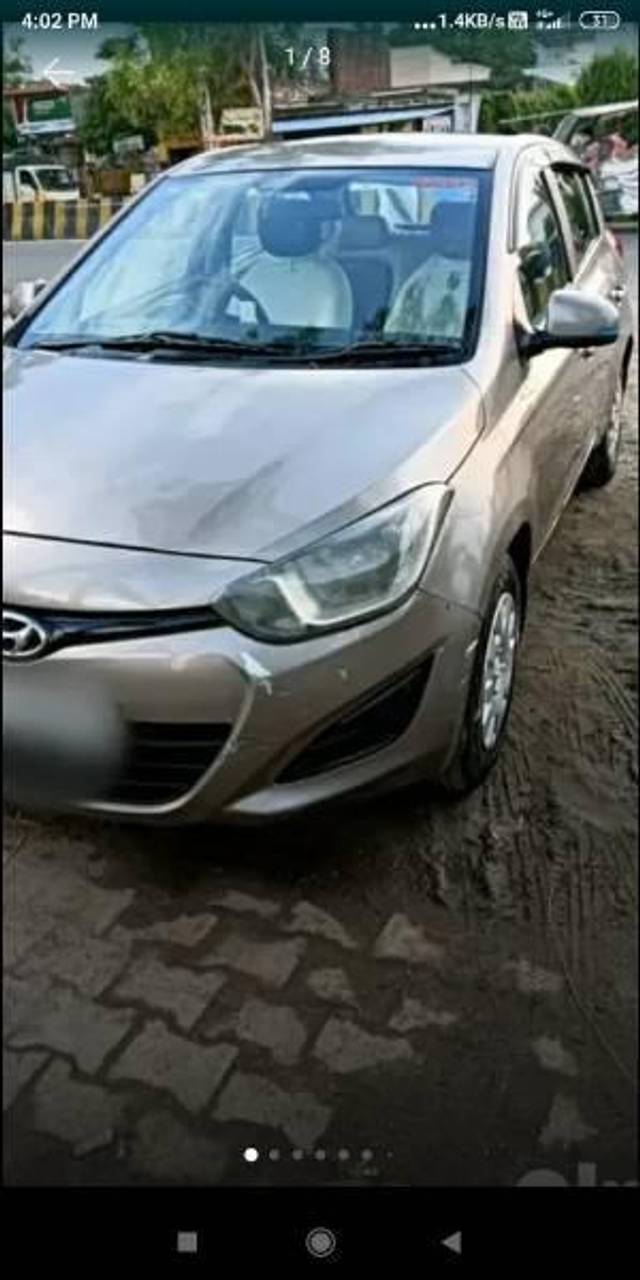 https://images10.gaadi.com/usedcar_image/4401815/original/processed_663d6187-5234-4f12-a601-ce5486708435.jpg?imwidth=6400