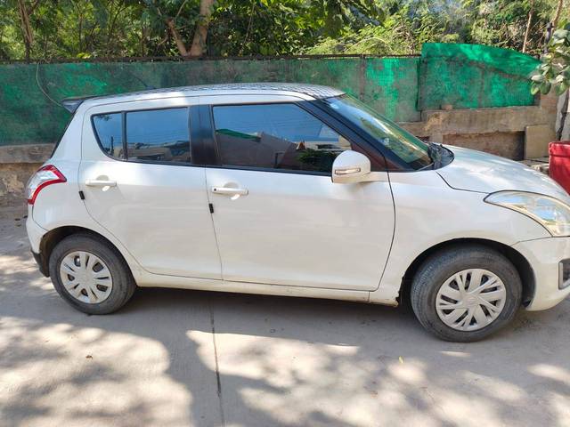 https://images10.gaadi.com/usedcar_image/4401822/original/7cc7b6ed1d7a4f7d3d363106fe04574d.jpg?imwidth=6400