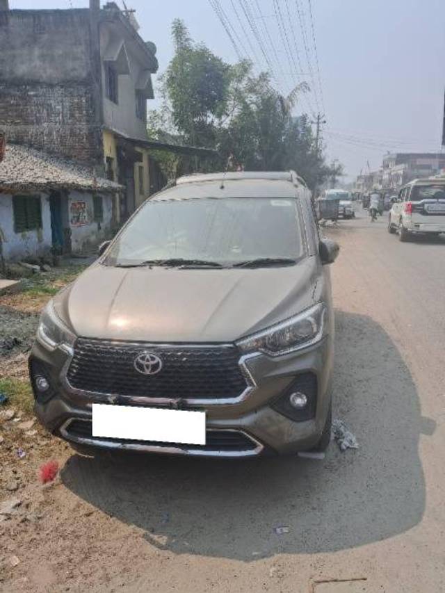 https://images10.gaadi.com/usedcar_image/4401899/original/processed_36492d43-ff07-456d-9653-323584a14609.jpg?imwidth=6400