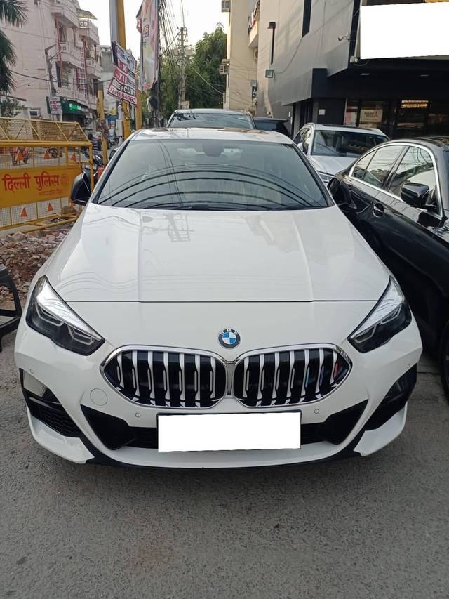 https://images10.gaadi.com/usedcar_image/4401905/original/processed_2b54c44867c11e194744570c53f88980.jpg?imwidth=6402