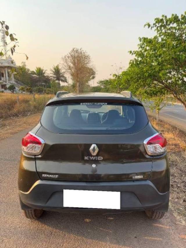 https://images10.gaadi.com/usedcar_image/4402053/original/processed_53ae014f-2e61-4243-b41e-68917e6a322a.jpeg?imwidth=6401