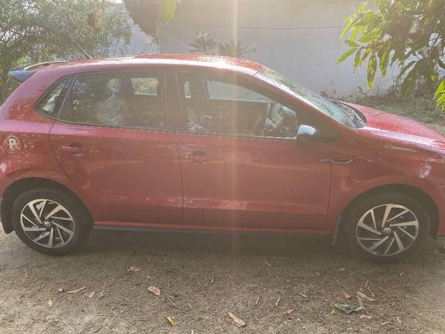 https://images10.gaadi.com/usedcar_image/4402146/original/processed_563a599e-ba4a-4833-8446-00dc73f4de6a.jpeg?imwidth=6401